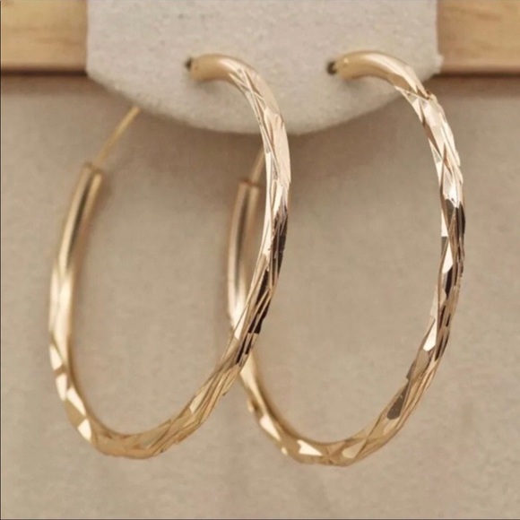 NEW 18K GOLD HOOP EARRINGS - Picture 3 of 9